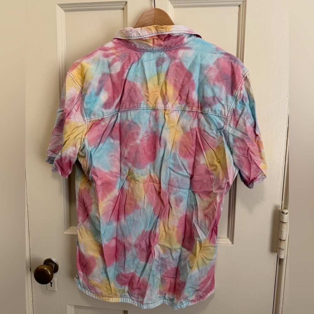bp button down - Picture 2 of 5